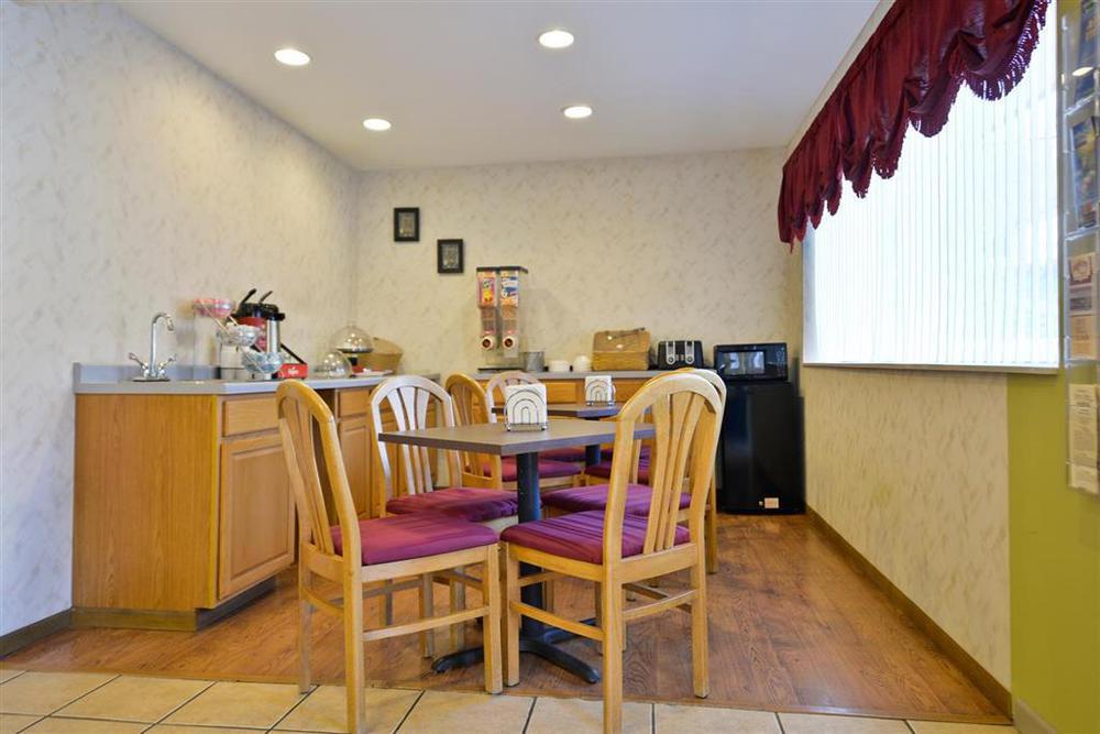 Country Hearth Inn-Hannibal Ristorante foto
